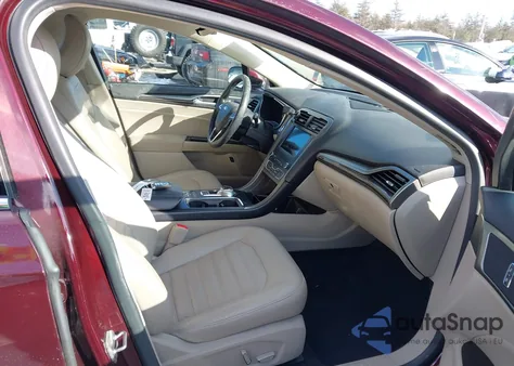 2017 Ford Fusion Hybrid Se z USA, uszkodzony, nr VIN 3FA6P0LUXHR249248